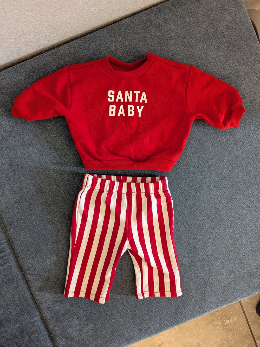 Cat & Jack Santa Baby Striped Set: 0-3M